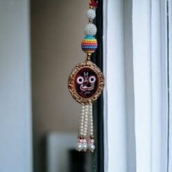 buy wall hanger form justkalinga.com