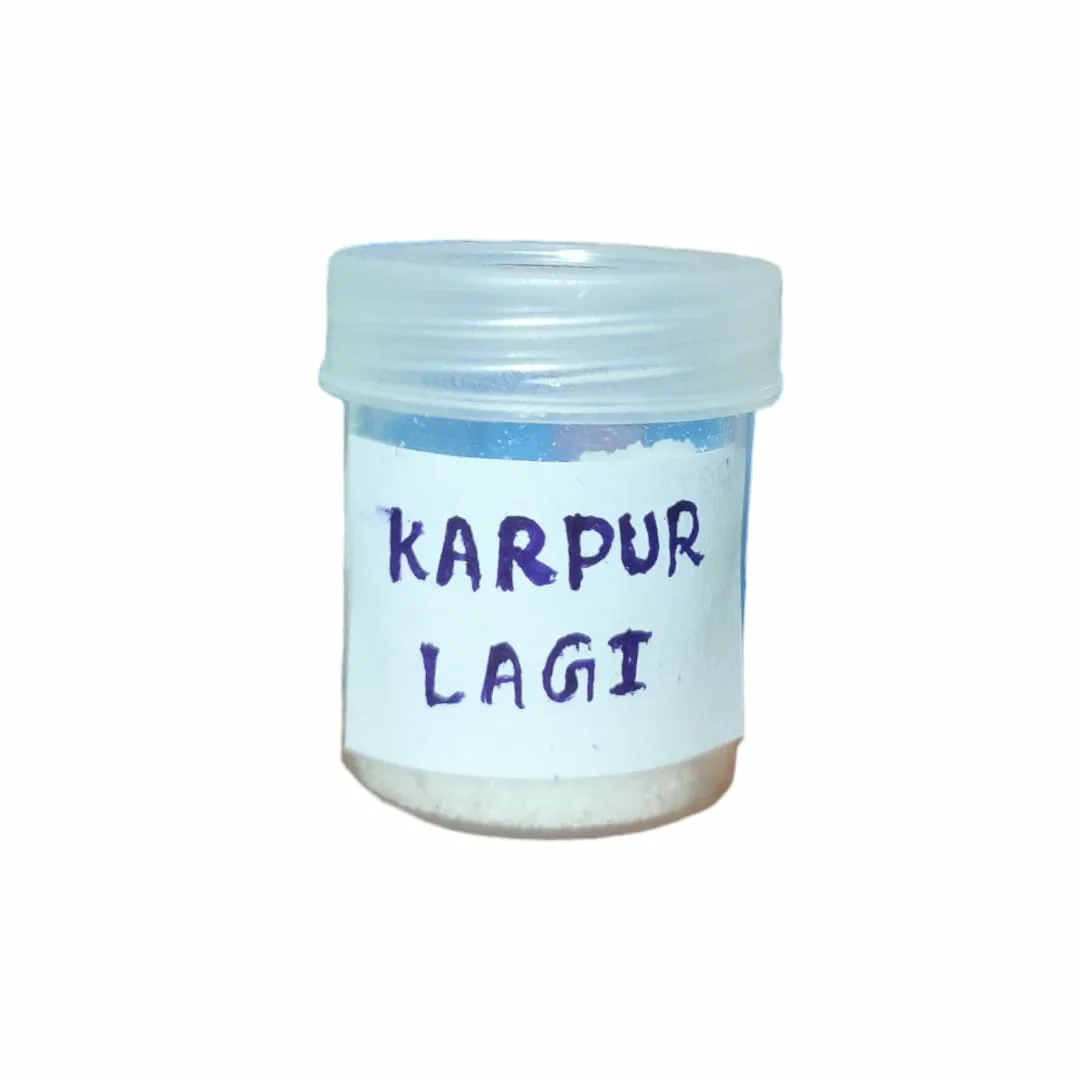 Karpur Lagi Seva being performed at Jagannath Temple, Puri, offering cooling Karpura (camphor) to the deities.