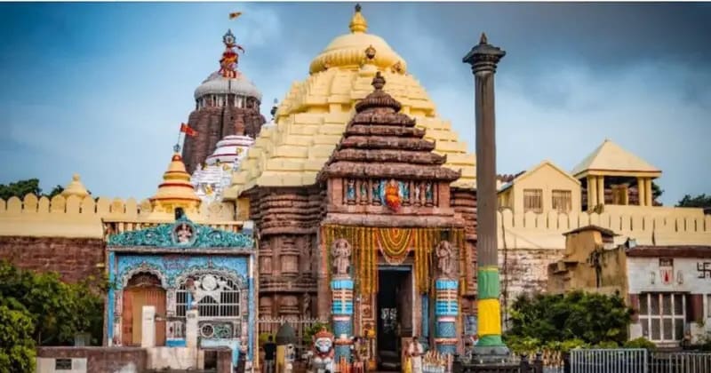 Temple with a yellow roof and brown walls, featured in the Daitas article